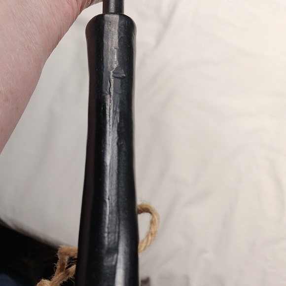 Black Bear Claw Back Scratcher - Picture 5 of 11